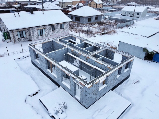 Стены первого этажа ГК Урал-Строй